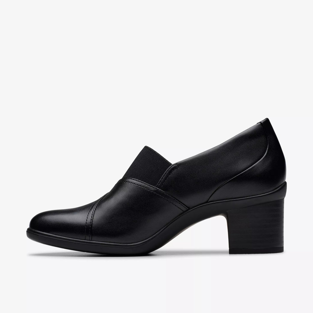 Clarks Shaya Tess