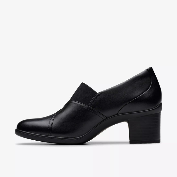 Clarks Shaya Tess