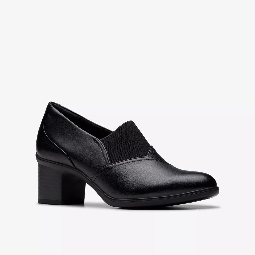 Clarks Shaya Tess