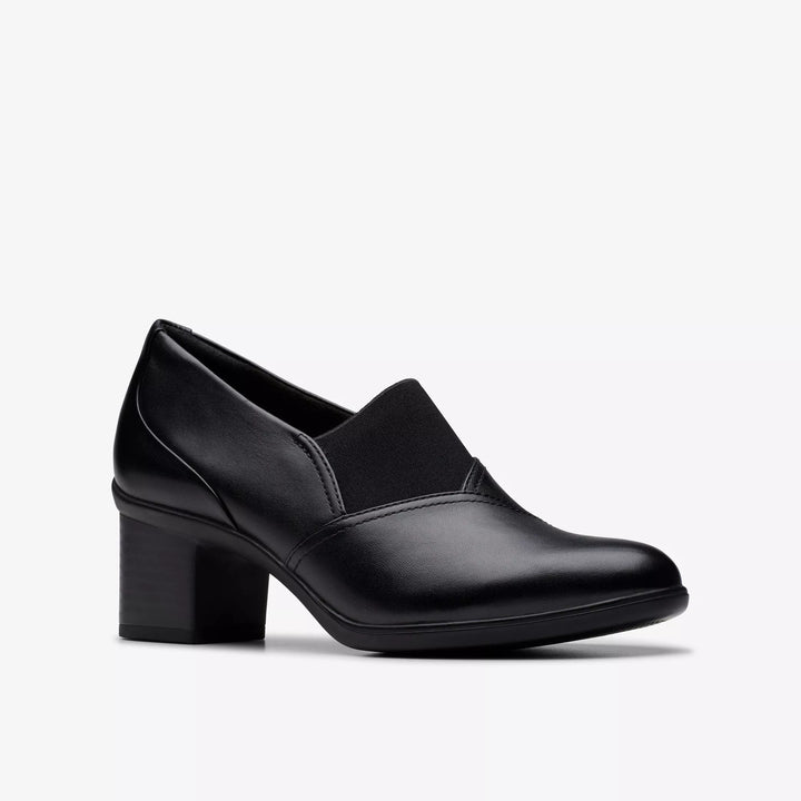 Clarks Shaya Tess