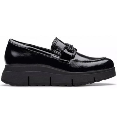 Clarks Loriini Izzy black patent