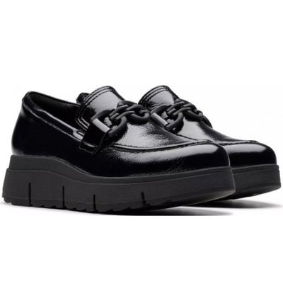 Clarks Loriini Izzy black patent