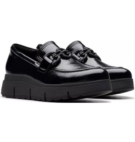 Clarks Loriini Izzy black patent